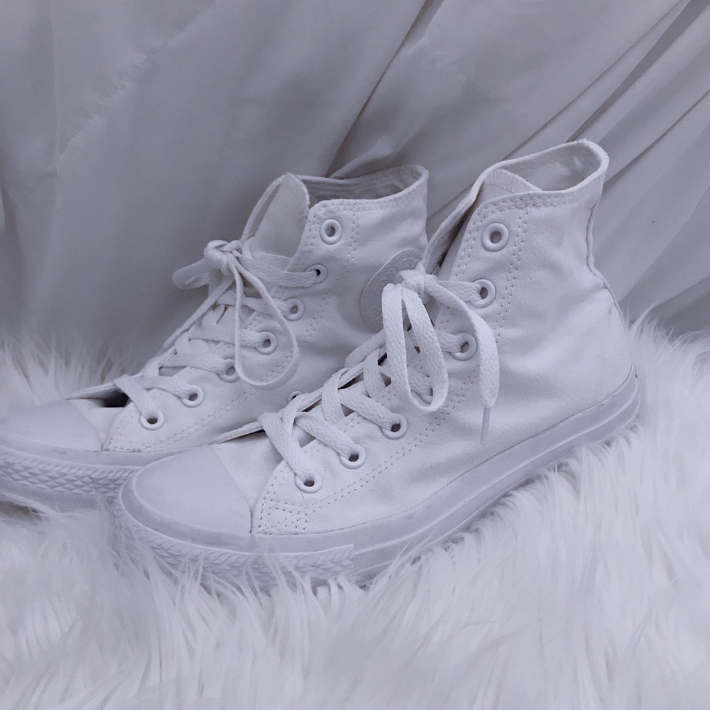 🌬High Top Converse All White